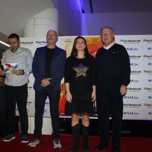 Çağan Irmak’ın “Bizi Hatırla” Özel Gösterimine Yoğun İlgi