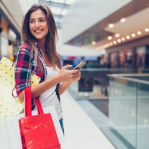 En Uzun Günde  Kent Meydanı AVM’de Bol Bol Alışveriş Yapıldı